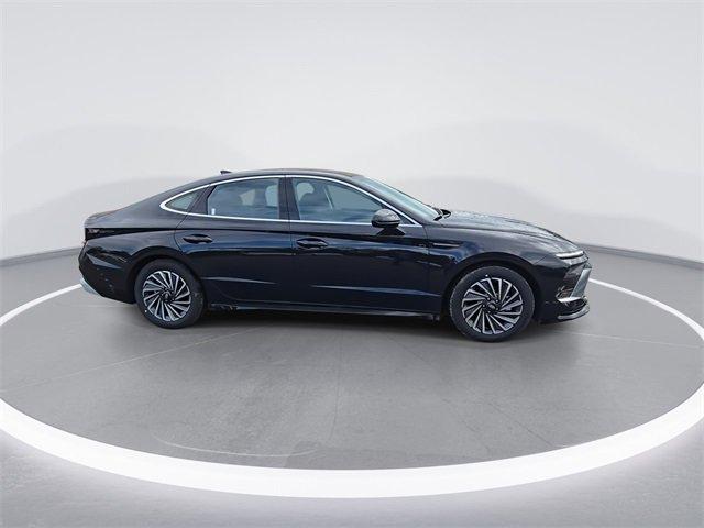 new 2025 Hyundai Sonata Hybrid car, priced at $31,078