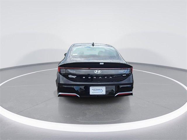 new 2025 Hyundai Sonata Hybrid car, priced at $31,078