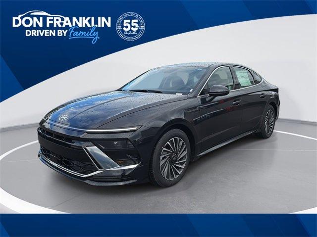 new 2025 Hyundai Sonata Hybrid car, priced at $31,078