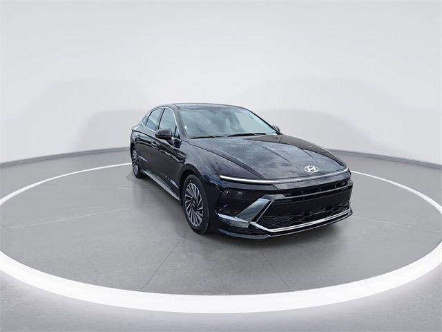 new 2025 Hyundai Sonata Hybrid car, priced at $31,078