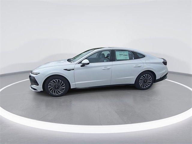 new 2025 Hyundai Sonata Hybrid car, priced at $37,439