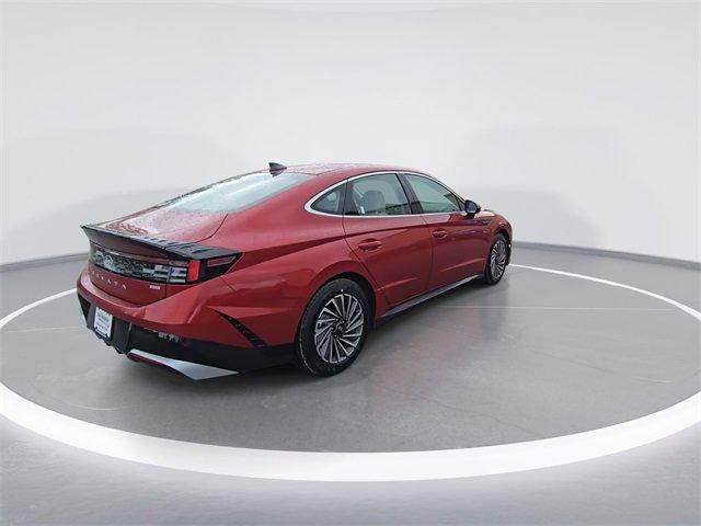 new 2025 Hyundai Sonata Hybrid car, priced at $31,034