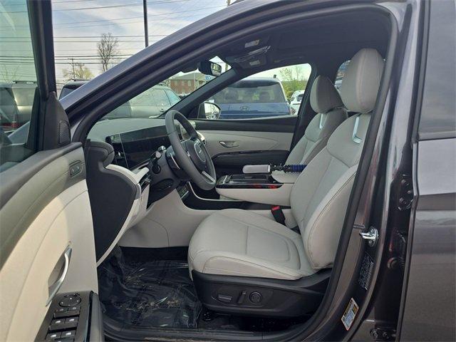 new 2025 Hyundai TUCSON Hybrid car, priced at $41,135