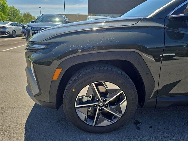 new 2025 Hyundai Tucson car, priced at $30,295