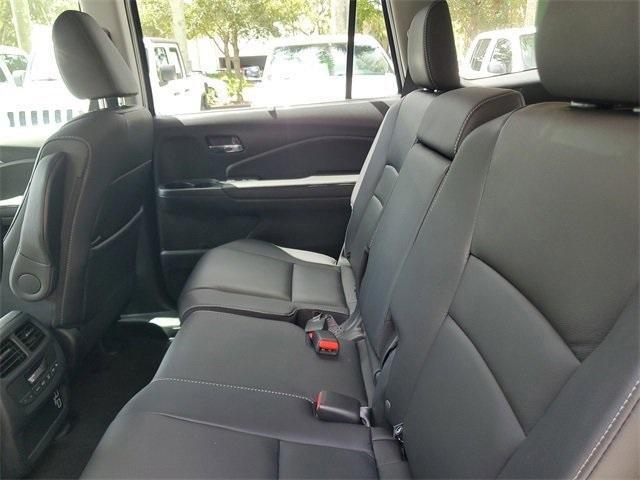 used 2022 Honda Pilot car, priced at $28,597