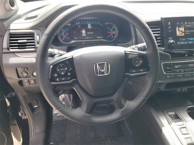 used 2022 Honda Pilot car, priced at $28,597