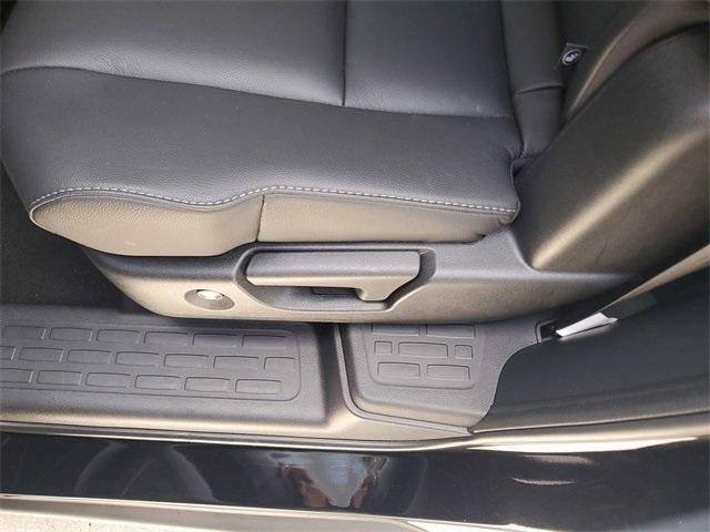 used 2022 Honda Pilot car, priced at $28,597