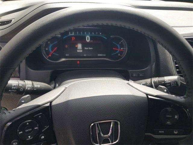 used 2022 Honda Pilot car, priced at $28,597