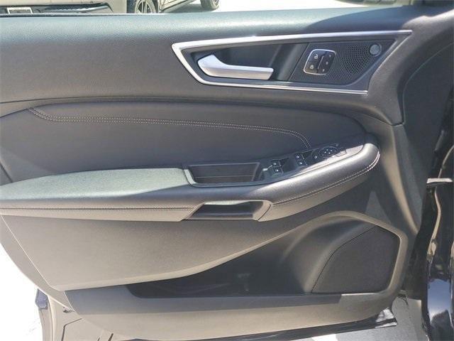 used 2022 Ford Edge car, priced at $18,999