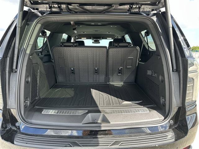 new 2026 Chevrolet Suburban car, priced at $77,220
