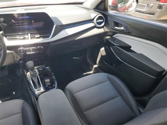used 2024 Chevrolet Trax car, priced at $16,999