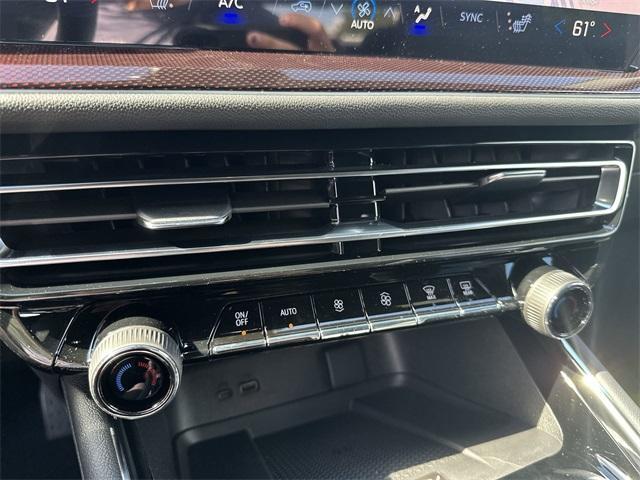 new 2026 Chevrolet Traverse car, priced at $56,050