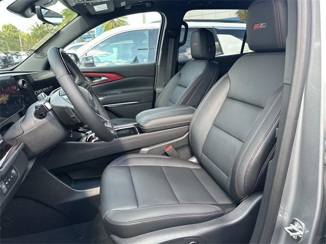 new 2026 Chevrolet Traverse car, priced at $56,050