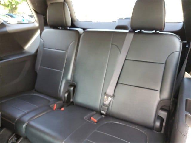 used 2018 Chevrolet Traverse car, priced at $19,694