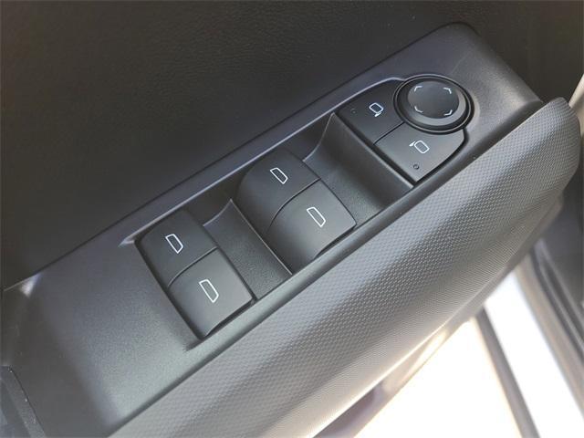 new 2026 Chevrolet Colorado car, priced at $30,995