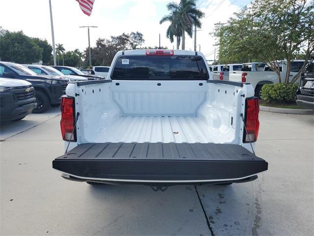 new 2026 Chevrolet Colorado car, priced at $30,995