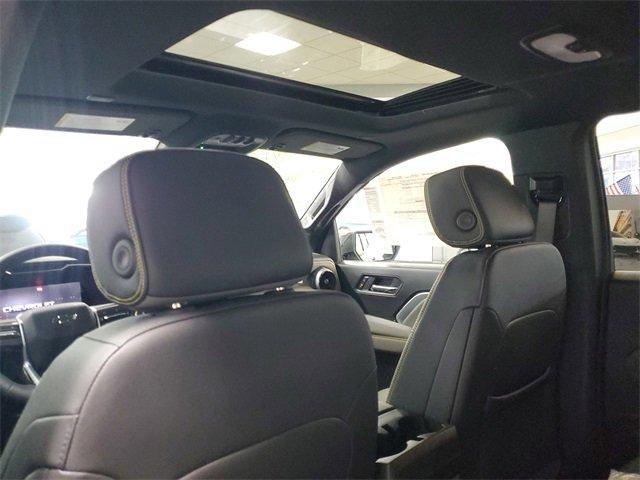new 2025 Chevrolet Colorado car, priced at $58,014
