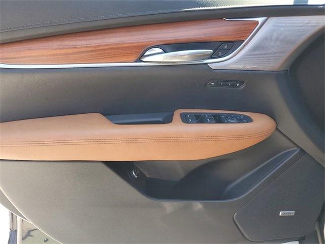 used 2020 Cadillac XT5 car, priced at $21,987