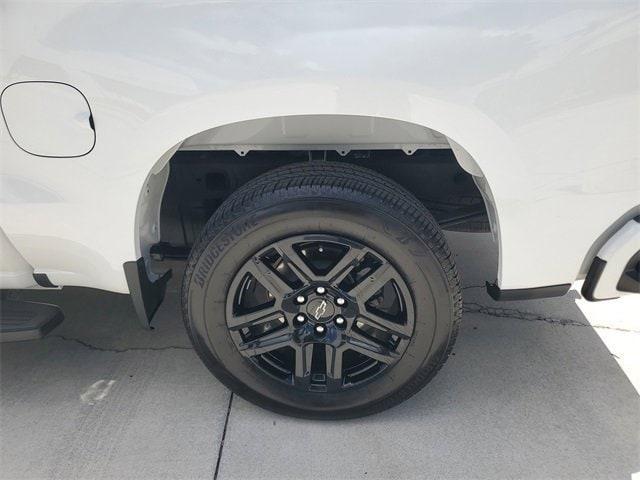 used 2024 Chevrolet Silverado 1500 car, priced at $45,294