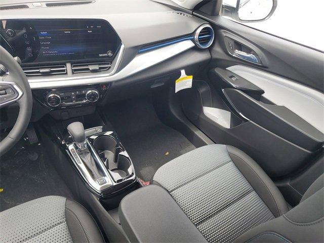 new 2025 Chevrolet Trax car, priced at $25,361