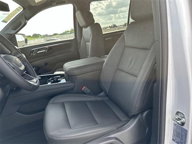 new 2026 Chevrolet Suburban car, priced at $72,680