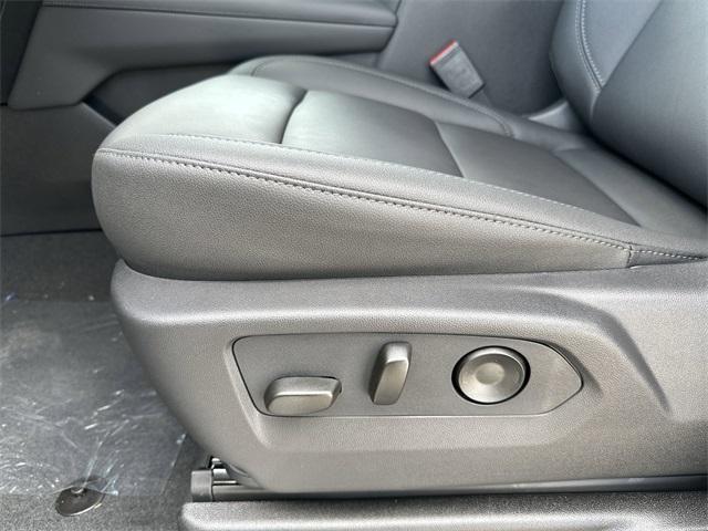 new 2026 Chevrolet Suburban car, priced at $72,680