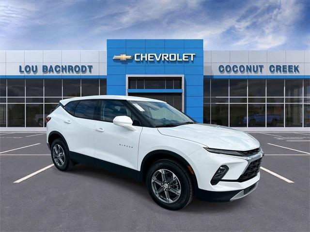 new 2025 Chevrolet Blazer car, priced at $32,910