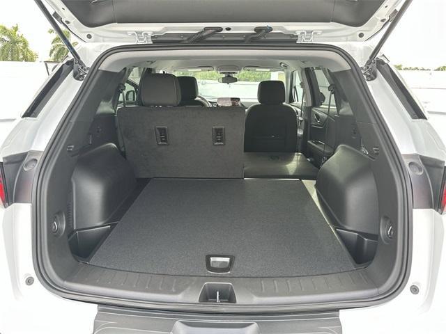 new 2025 Chevrolet Blazer car, priced at $32,910