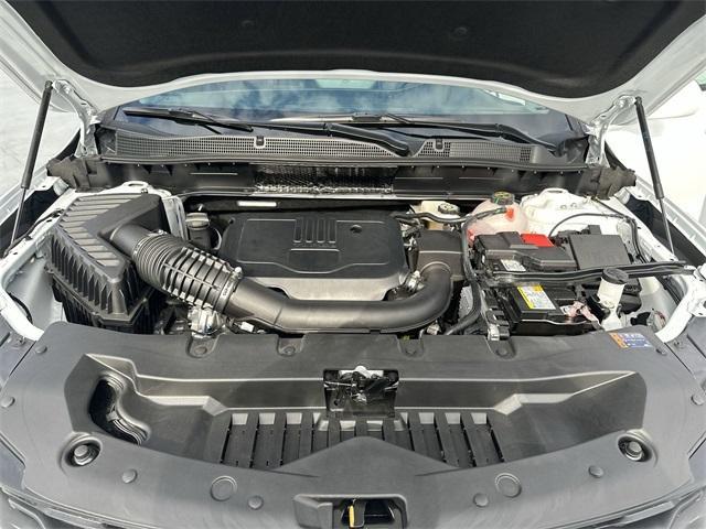 new 2025 Chevrolet Blazer car, priced at $32,910