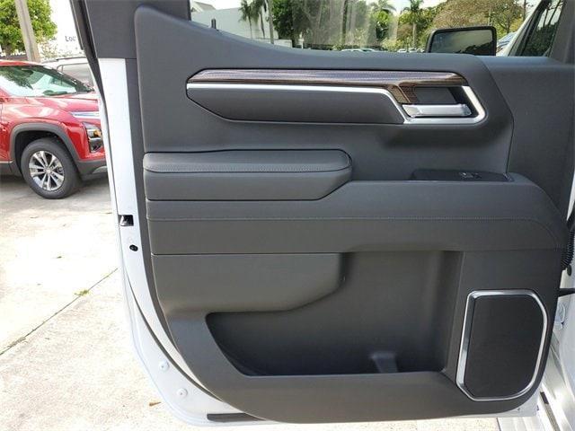 new 2025 Chevrolet Silverado 1500 car, priced at $58,596