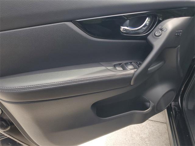 used 2021 Nissan Rogue Sport car, priced at $18,999