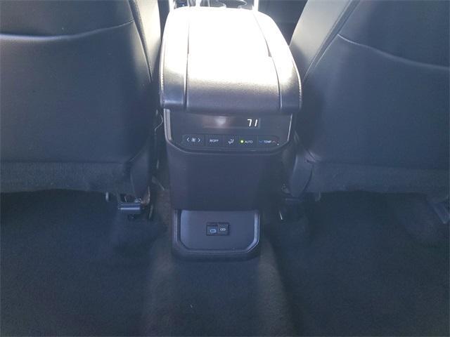 used 2022 Toyota Highlander car, priced at $33,799