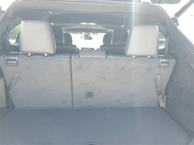 used 2022 Toyota Highlander car, priced at $33,799