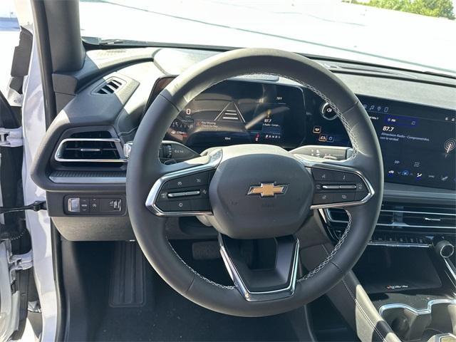 new 2026 Chevrolet Traverse car, priced at $38,089