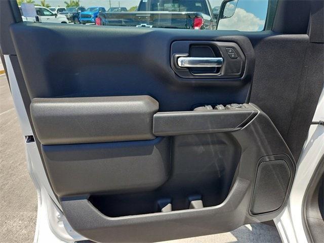 new 2025 Chevrolet Silverado 1500 car, priced at $32,520