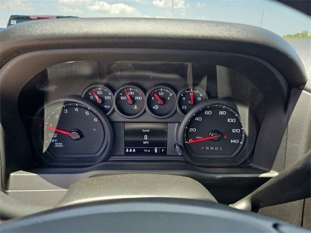 new 2025 Chevrolet Silverado 1500 car, priced at $32,520