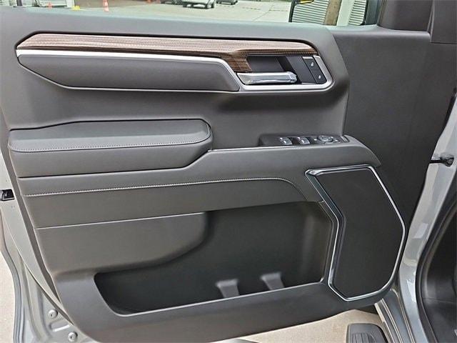 new 2025 Chevrolet Silverado 1500 car, priced at $43,630