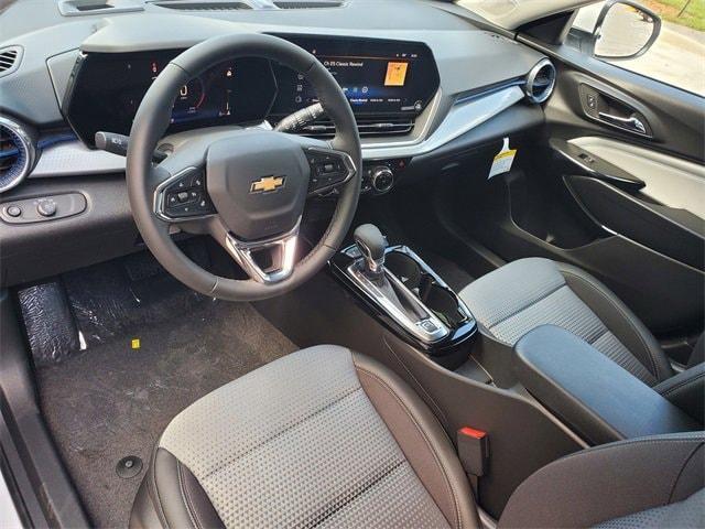 new 2025 Chevrolet Trax car, priced at $23,550