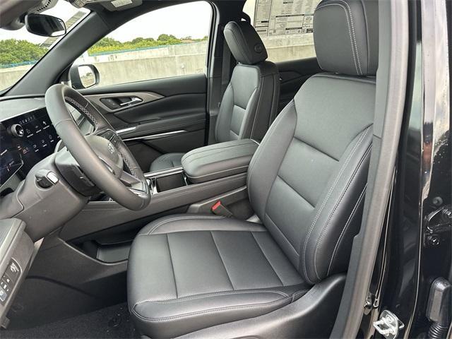 new 2026 Chevrolet Traverse car, priced at $40,980