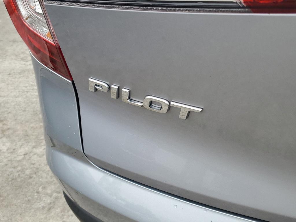 used 2022 Honda Pilot car, priced at $27,694