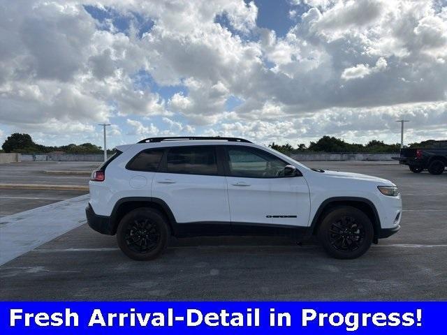 used 2023 Jeep Cherokee car, priced at $18,697