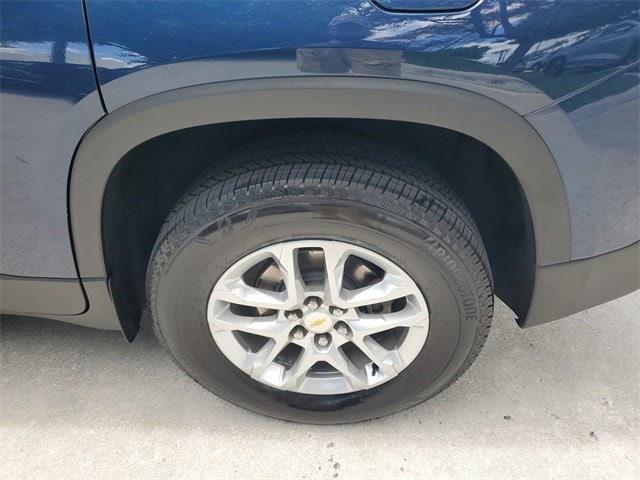 used 2023 Chevrolet Traverse car, priced at $20,251