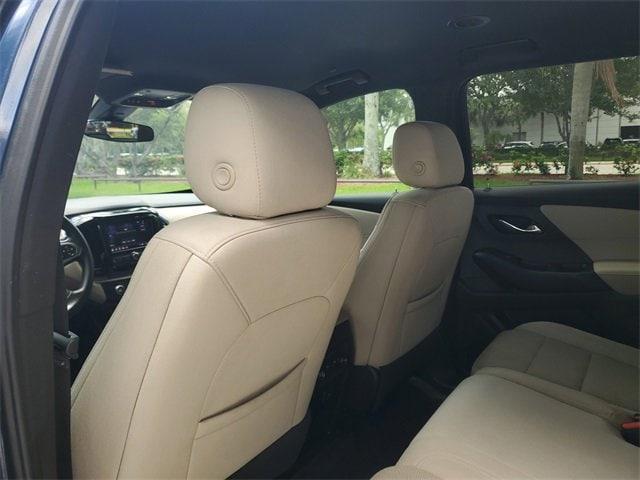used 2023 Chevrolet Traverse car, priced at $20,251