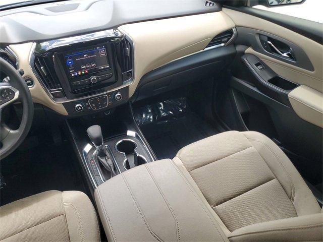 used 2023 Chevrolet Traverse car, priced at $20,251