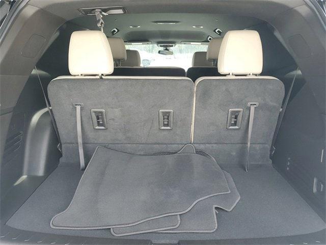 used 2023 Chevrolet Traverse car, priced at $20,251