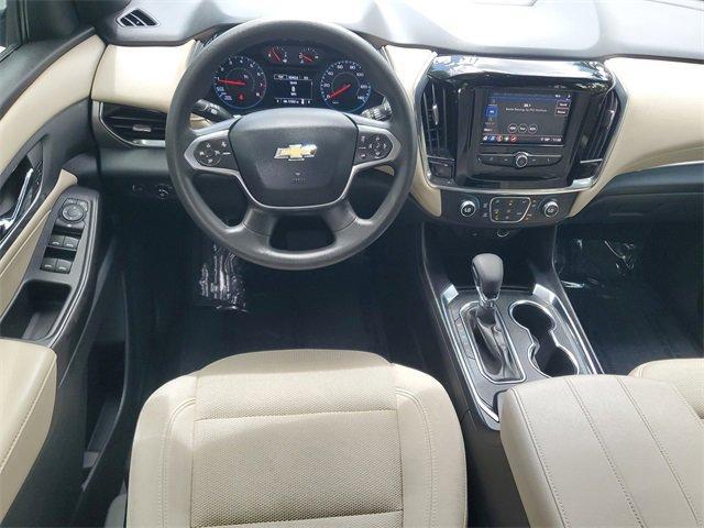 used 2023 Chevrolet Traverse car, priced at $20,251