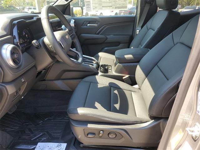 new 2025 Chevrolet Colorado car, priced at $33,820
