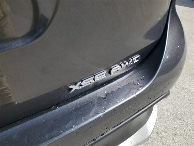 used 2022 Toyota Highlander car, priced at $34,987