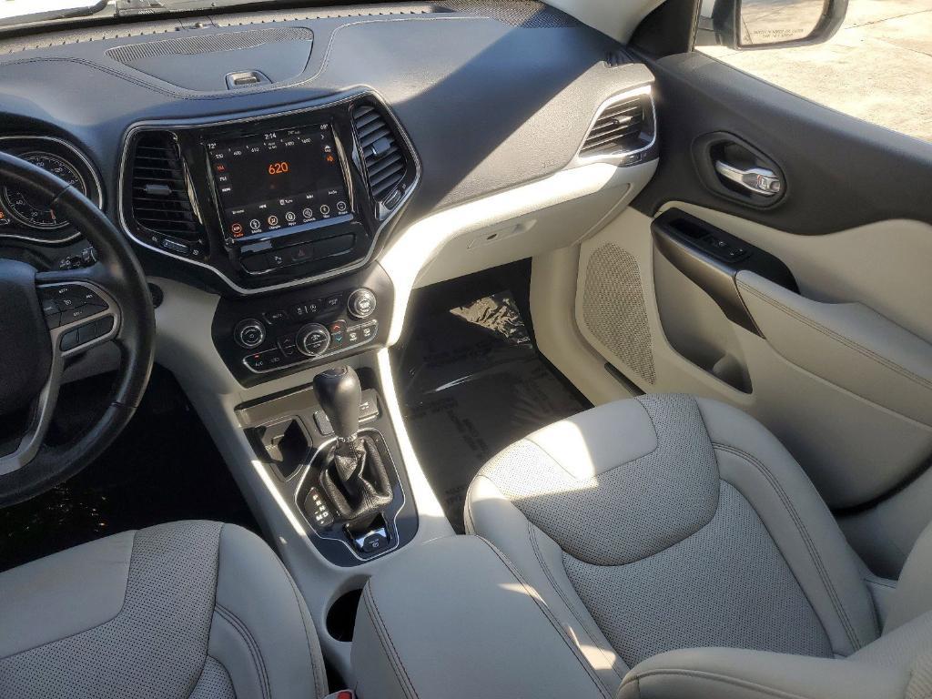 used 2019 Jeep Cherokee car, priced at $15,494