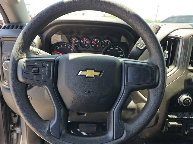 new 2025 Chevrolet Silverado 1500 car, priced at $40,007